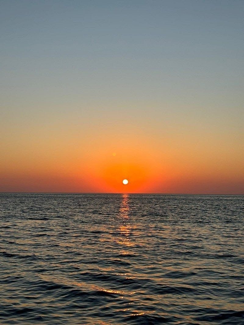 Il sole che tramonta sul mare di San Vito Lo Capo